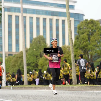 Runner Photo 6375853