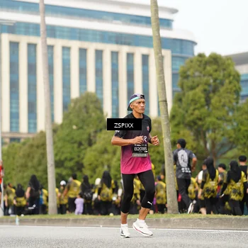 Runner Photo 6375855