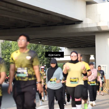 Runner Photo 6375873