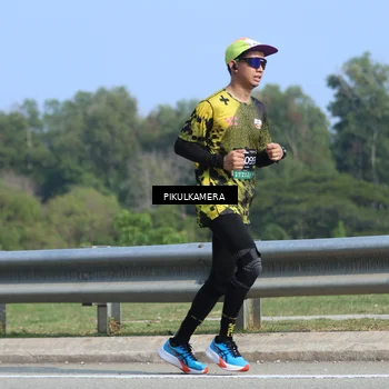 Runner Photo 6375878
