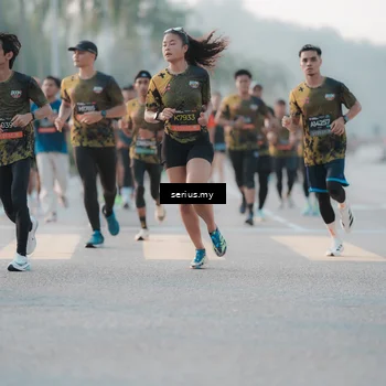 Runner Photo 6375899