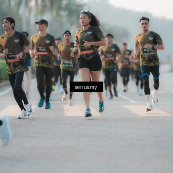 Runner Photo 6375910