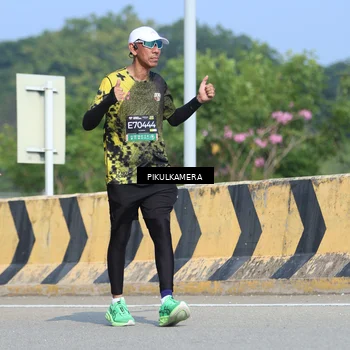 Runner Photo 6375916