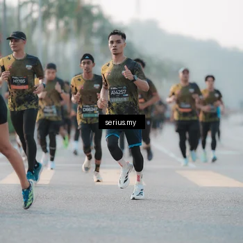 Runner Photo 6375921