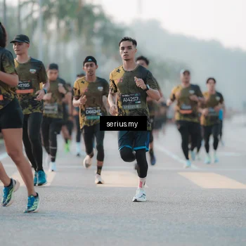 Runner Photo 6375926