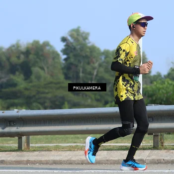 Runner Photo 6375936