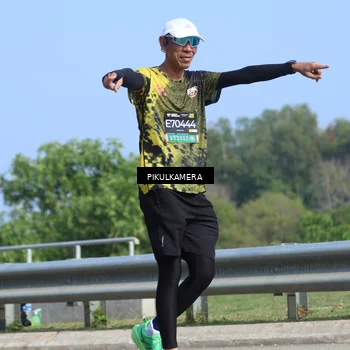 Runner Photo 6375958