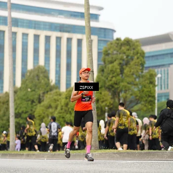 Runner Photo 6375996
