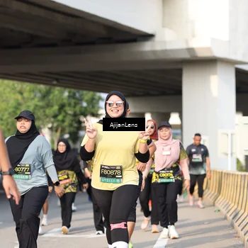 Runner Photo 6375998