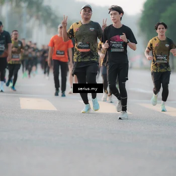 Runner Photo 6376000