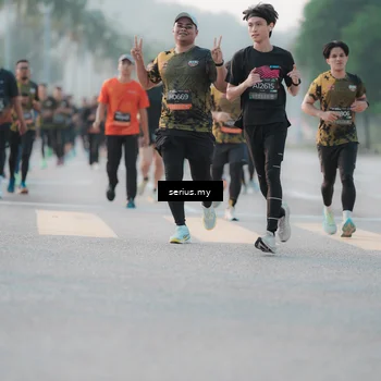 Runner Photo 6376001