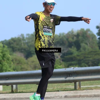 Runner Photo 6376004