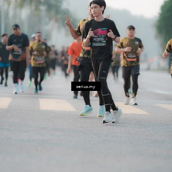 Runner Photo 6376011