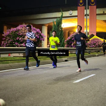Runner Photo 6376017