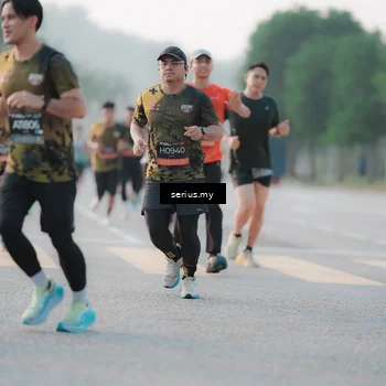 Runner Photo 6376047