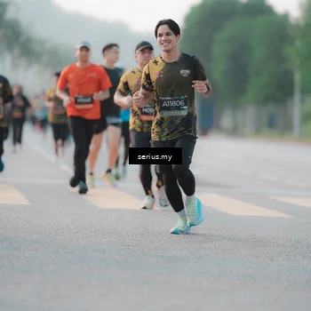 Runner Photo 6376049