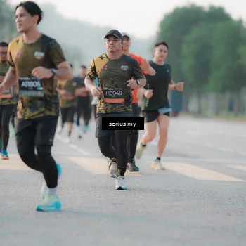 Runner Photo 6376051