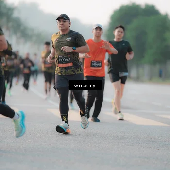 Runner Photo 6376058