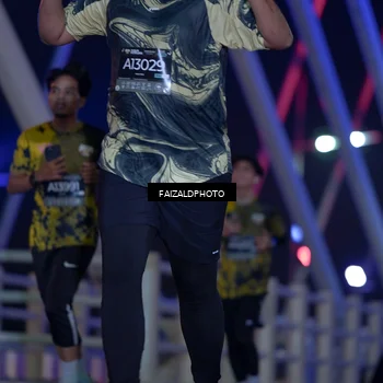 Runner Photo 6376060