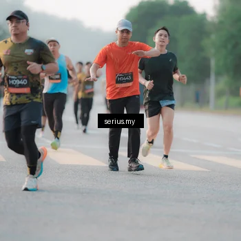 Runner Photo 6376076