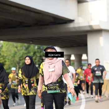 Runner Photo 6376080