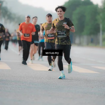 Runner Photo 6376090