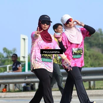 Runner Photo 6376112