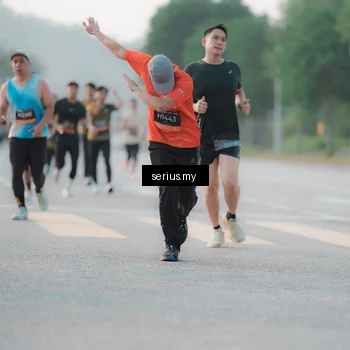 Runner Photo 6376115