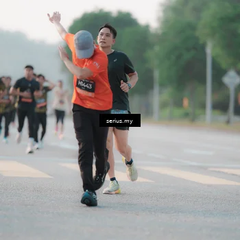 Runner Photo 6376139