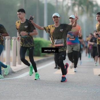 Runner Photo 6376159