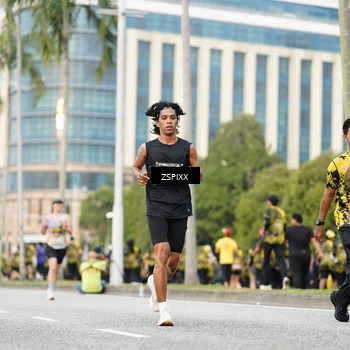 Runner Photo 6376160