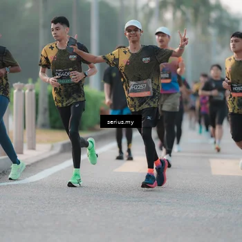 Runner Photo 6376176