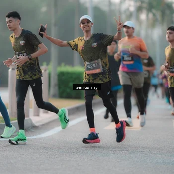 Runner Photo 6376196