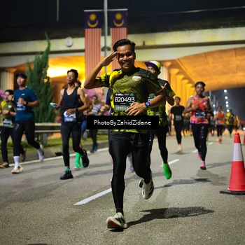Runner Photo 6376198