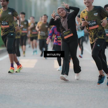 Runner Photo 6376245