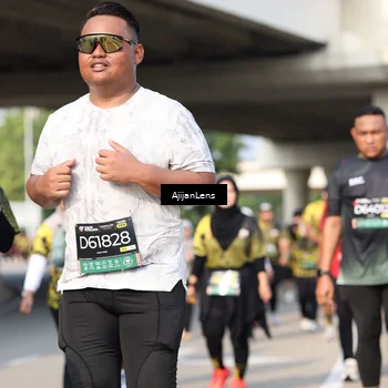Runner Photo 6376246