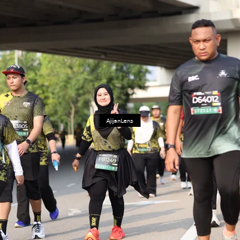 Runner Photo 6376275