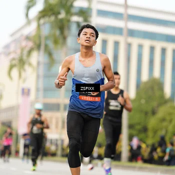 Runner Photo 6376290