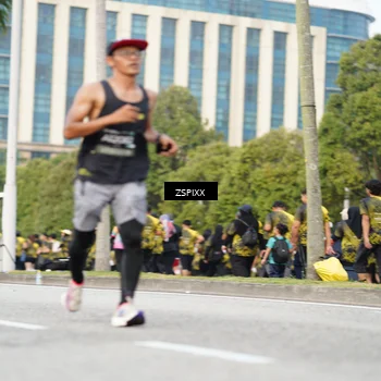 Runner Photo 6376297