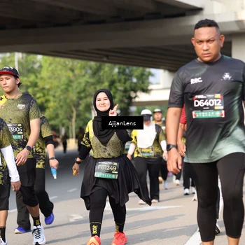 Runner Photo 6376313