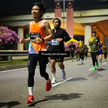 Runner Photo 6376342