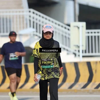 Runner Photo 6376346