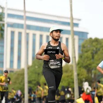 Runner Photo 6376355