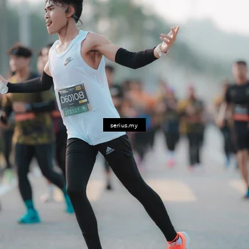 Runner Photo 6376360
