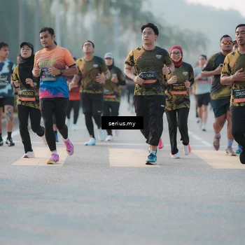 Runner Photo 6376404