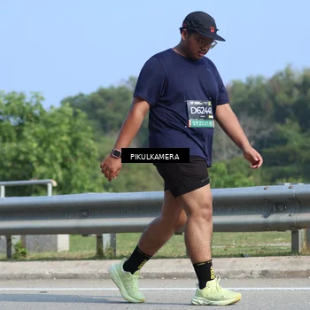 Runner Photo 6376417