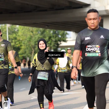 Runner Photo 6376420