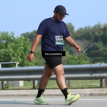 Runner Photo 6376421