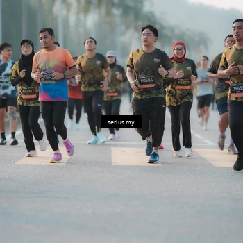 Runner Photo 6376426