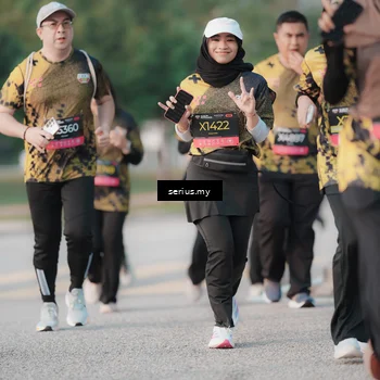 Runner Photo 6376429